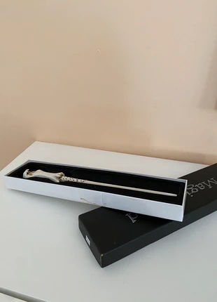 Harry Potter bacchetta Voldemort, merk: Harry Potter, staat: Heel goed, € 12,00, € 13,30 inclusief Kopersbescherming