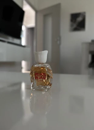 Miniature 7,5mL, merk: Pleats Please Issey Miyake, staat: Nieuw met prijskaartje, € 12,00, € 13,30 inclusief Kopersbescherming