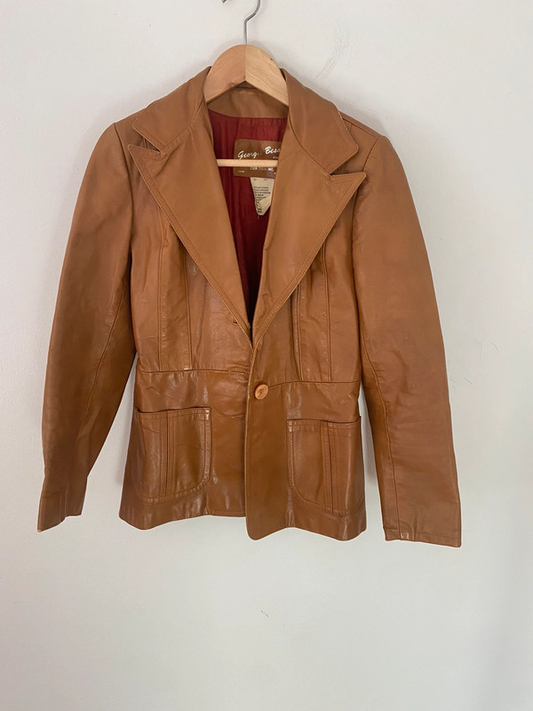 VNTG brown leather jacket paris 1