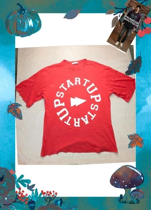 T-shirt rouge oversize homme startup logo flèche style streetwear, marque: STARTUP, état: Très bon état, taille: L, 8,00 €, 9,10 € Protection acheteurs incluse