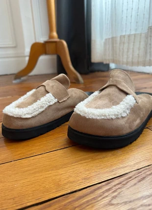 Mules beiges, condizioni: Nuovo con cartellino, taglia: 37, €13.00, €14.35 include la Protezione acquisti