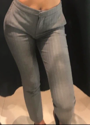 Pantalon de costume zara gris chevron, marque: Zara, état: Très bon état, taille: XS / 34 / 6, 5,00 €, 5,95 € Protection acheteurs incluse