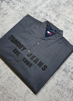 👕 Chemise Tommy Jeans XL Vintage 2000s Logo Brodé, brand: Tommy Jeans, condition: Very good, size: XL, €44.95, €47.90 includes Buyer Protection Pro