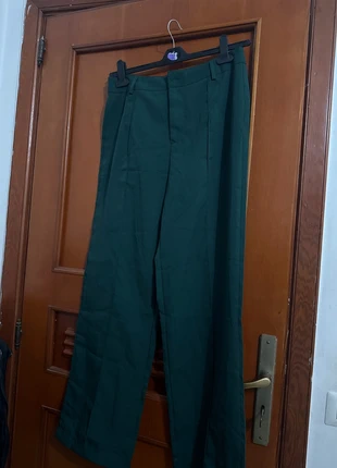 Pantalone elegante verde scuro, brand: Shein, condizioni: Nuovo senza cartellino, taglia: L / IT 44 / EU 40, €7.00, €8.05 include la Protezione acquisti