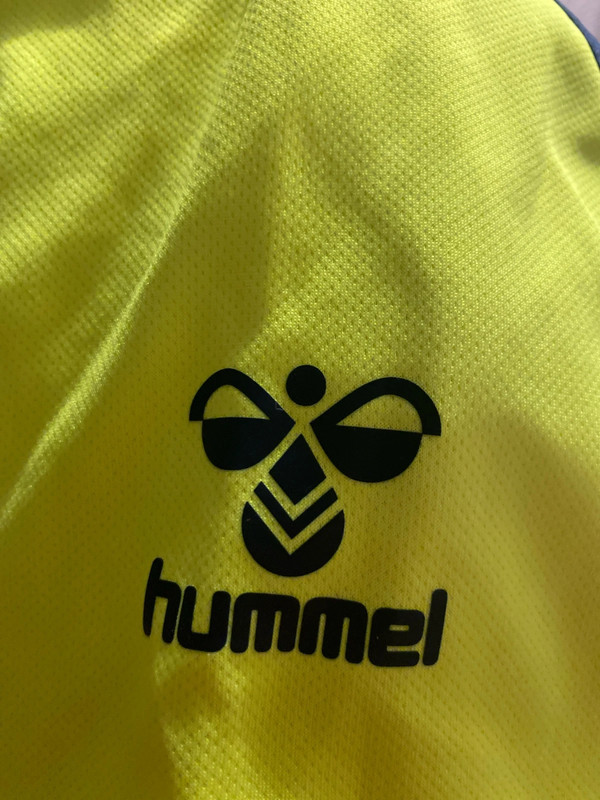 Short Hummel taille S 4