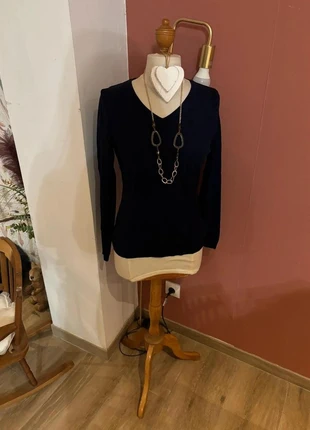 Pull col V bleu marine M, marque: Gémo, état: Très bon état, taille: M / 38 / 10, 5,00 €, 5,95 € Protection acheteurs incluse