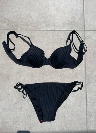 Set 2 pezzi costume mare bikini, marque: MARE, état: Neuf sans étiquette, taille: S / 36 / 8, 3,00 €, 3,85 € Protection acheteurs incluse