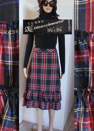 jupe tartan écossais à volants vintage Y2K #upcycling, marque: Rinascimento, état: Très bon état, taille: M / 38 / 10, 9,00 €, 10,15 € Protection acheteurs incluse
