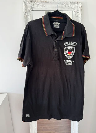 T-shirt polo Alemanha, marca: Pull & Bear, estado: Muito bom, tamanho: M, €4.00, €4.90 inclui Proteção do Comprador