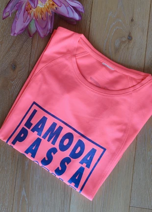 T-shirt sportiva rosa fluo in tessuto tecnico, marca: Fluo, estado: Muito bom, tamanho: S / 36 / 8, €8.60, €9.73 inclui Proteção do Comprador