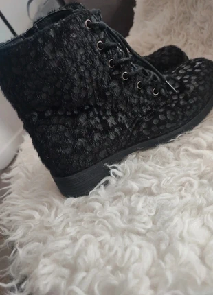 Bottines noires à fermetures et lacets | Pointure 36 👢, marca: Fashion Private Company, estado: Muy bueno, tamaño: 36, 5,00 €, 5,95 € Protección al comprador incluida