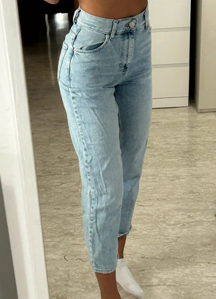 jeans a palazzo , marque: Bershka, état: Très bon état, taille: XXS / 32 / 4, 10,00 €, 11,20 € Protection acheteurs incluse