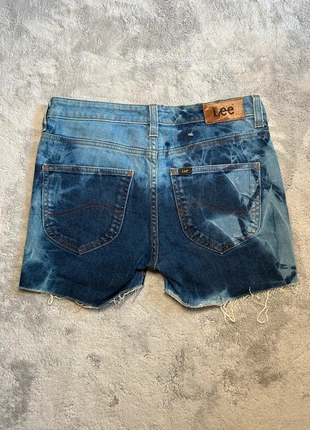 Short en jeans Lee Bleu W28, marke: Lee, zustand: Sehr gut, größe: S / 36 / 8, 15,00 €, 16,45 € beinhaltet Vinted-Käuferschutz Pro
