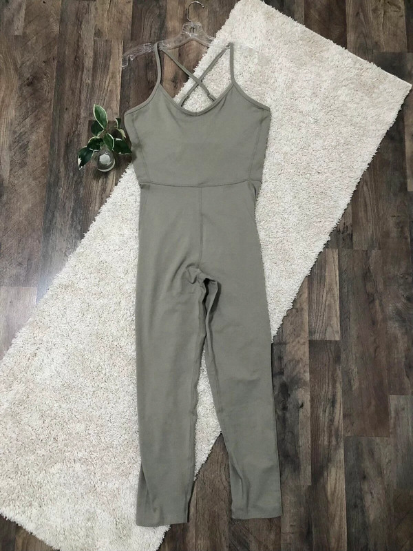 Old Navy Active Size Large Olive Green Powerchill 7/8 Cami Jumpsuit 1