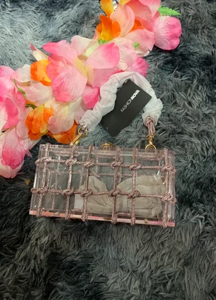 Sac À Main Acrylique À Strass Style Boîte À Noeud, brand: Fashion Nova, condition: New with tags, €15.00, €16.45 includes Buyer Protection