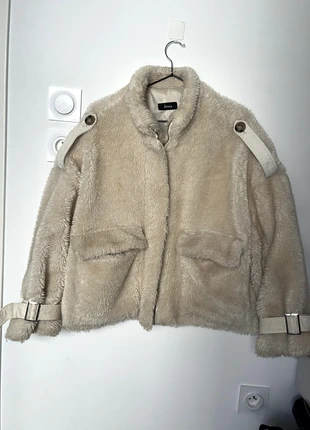 Veste fausse fourrure ANNA écrue – oversize, chaude & tendance, marca: ANNA, estado: Bom, tamanho: Tamanho único, €11.00, €12.25 inclui Proteção do Comprador