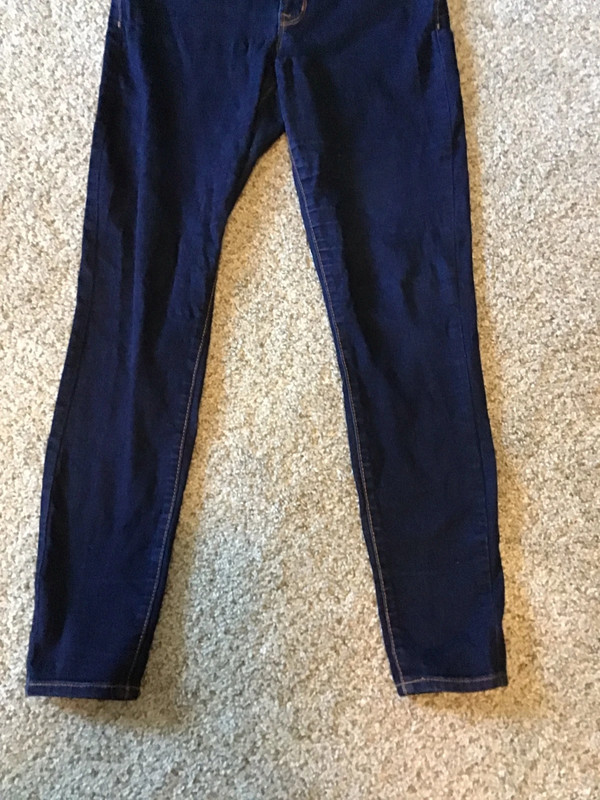 Women’s rockstar super skinny jeans Sz 4 2