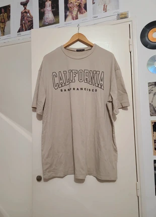 Tee-shirt beige large manche courte, marque: Shein, état: Bon état, taille: M / 38 / 10, 1,00 €, 1,75 € Protection acheteurs incluse