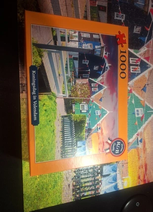 Puzzel koningsdag in volendam, brand: R&B, condizioni: Buone, €2.00, €2.80 include la Protezione acquisti
