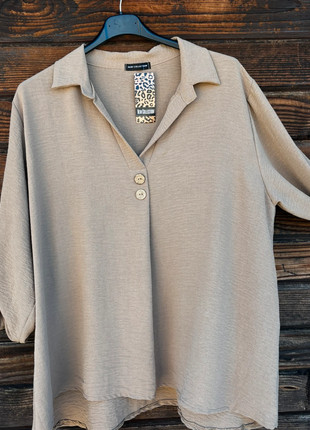 Blusa color biscotto 🍪 chic e versatile, da indossare in mille occasioni, marque: New Collection, état: Très bon état, taille: 4XL / 48 / 20, 12,00 €, 13,30 € Protection acheteurs incluse