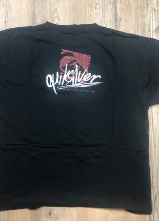 T-shirt vintage Quiksilver taille L en très bon état, marque: Quiksilver, état: Très bon état, taille: L, 5,00 €, 5,95 € Protection acheteurs (Pro) incluse