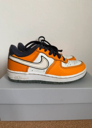 Nike Air Force 1 Low SE (PS) Orange Blanc 27,5 Bon état, marque: Nike, état: Très bon état, taille: 27, 19,00 €, 20,65 € Protection acheteurs incluse