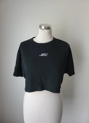 T-shirt court, marke: Alternative, zustand: Sehr gut, größe: Einheitsgröße, 5,00 €, 5,95 € inklusive Vinted-Käuferschutz