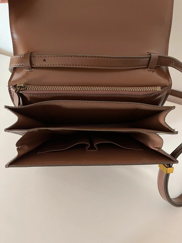 Classic box bag medium brown crossbody bag women - Vinted