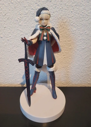Figurine Fate Grand Order Altria Pendragon Santa Alter, marke: FuRyu, zustand: Gut, größe: Frühchen, bis 44, 20,00 €, 21,70 € inklusive Vinted-Käuferschutz
