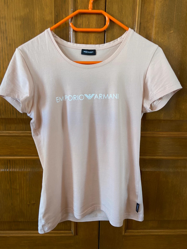 Camiseta Armani mujer Vinted