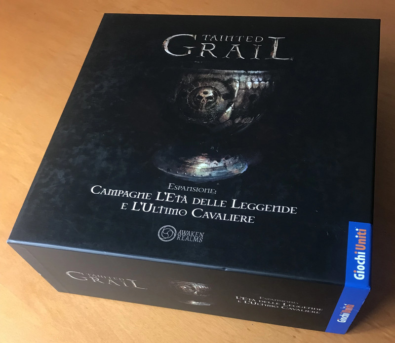 Tainted Grail La Caduta di Avalon L'Età delle Leggende e L'Ultimo Cavaliere Kickstarter in italiano 1