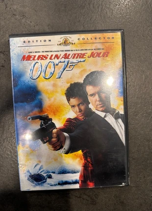 DVD collector 007 Meurs un autre jour, zustand: Sehr gut, 2,00 €, 2,80 € inklusive Vinted-Käuferschutz