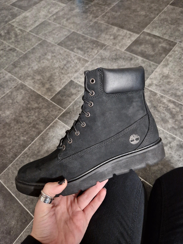 Suede black timberland boots deals