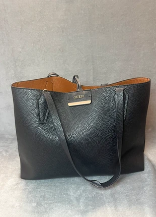Sac à main réversible Noir/Marron Guess, marca: GUESS, estado: Bueno, 25,00 €, 26,95 € Protección al comprador incluida