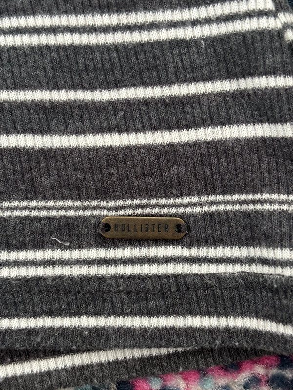 Hollister Must Have Collection Women Striped Monochrome Turtleneck Sweater 3