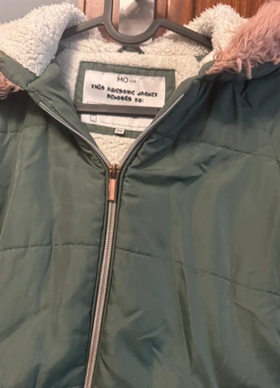 Casaco acolchoado verde c/ capuz e pêlo, 11 anos (146 cm), marca MO Kids, marque: Modalfa, état: Très bon état, taille: 11 ans / 146 cm, 6,00 €, 7,00 € Protection acheteurs incluse