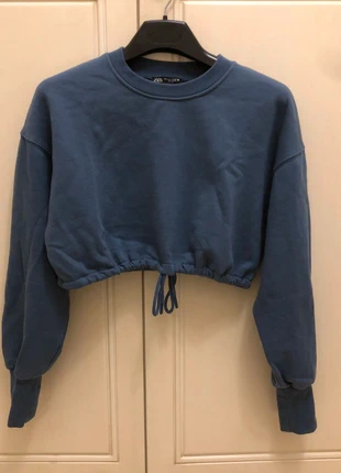 Felpa crop indaco , marque: Zara, état: Très bon état, taille: M / 38 / 10, 5,00 €, 5,95 € Protection acheteurs incluse