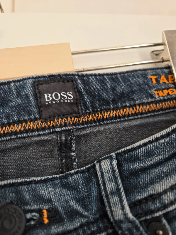 Jean Hugo Boss - photo numéro 3