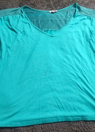 T-shirt manche courte turquoise avec dentelle, brand: MODAVISTA, condition: Good, size: 5XL / 50 / 22, €3.00, €3.85 includes Buyer Protection