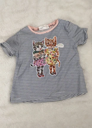 Kurzes T-Shirt Gr. 68, marke: H&M, zustand: Sehr gut, größe: 3-6 Monate / 62, 5,00 €, 5,95 € inklusive Vinted-Käuferschutz