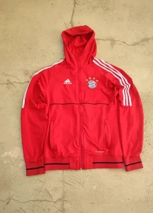 Adidas FC Bayern München Trainingsjacke Rot – Größe L, marque: adidas, état: Neuf sans étiquette, taille: L, 16,90 €, 18,45 € Protection acheteurs incluse