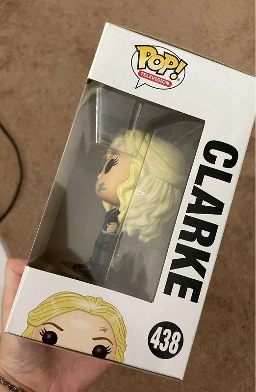 clarke griffin funko pop 3