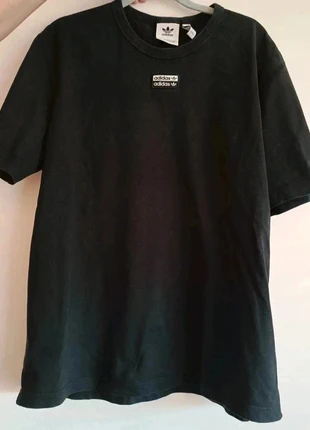 Adidas t-shirt taille M, marca: adidas, estado: Bom, tamanho: M, €8.00, €9.10 inclui Proteção do Comprador Pro