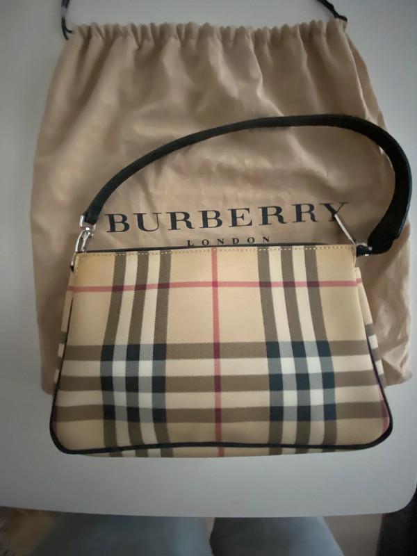 burberry pochette vintage
