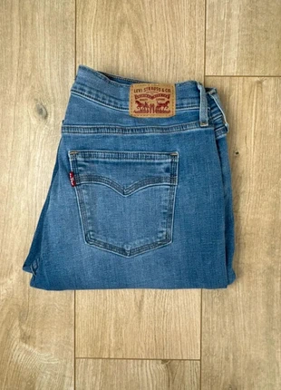 Jean Lévis W31/L34 Bleu Claire, brand: Levi's, condition: Very good, size: XL / 42 / 14, €20.00, €21.70 includes Buyer Protection