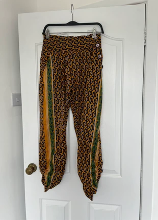 Silk patterned tapered-ankle trousers, condition: Very good, size: S / 8, £5.50, £6.48 includes Buyer Protection