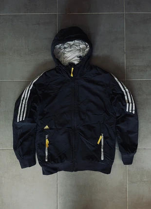 Adidas Windbreaker 90’s Limited Edition 💫, marca: adidas, estado: Muy bueno, tamaño: S, 30,00 €, 32,20 € Protección al comprador incluida