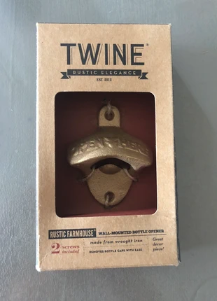 Décapsuleur mural Twine, marque: Twine, état: Neuf avec étiquette, 4,00 €, 4,90 € Protection acheteurs incluse