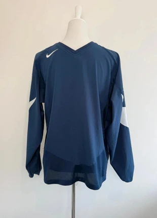 T-shirt Nike de sport longues manches marines taille M logo brodé, marca: Nike, estado: Muito bom, tamanho: M, €20.00, €21.70 inclui Proteção do Comprador