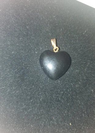 Pendentif Cœur obsidienne, marque: Pierre, état: Neuf sans étiquette, 3,00 €, 3,85 € Protection acheteurs incluse